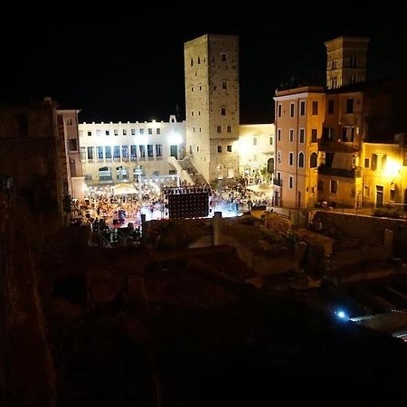 Casa Al Teatro Leilighet Terracina Eksteriør bilde